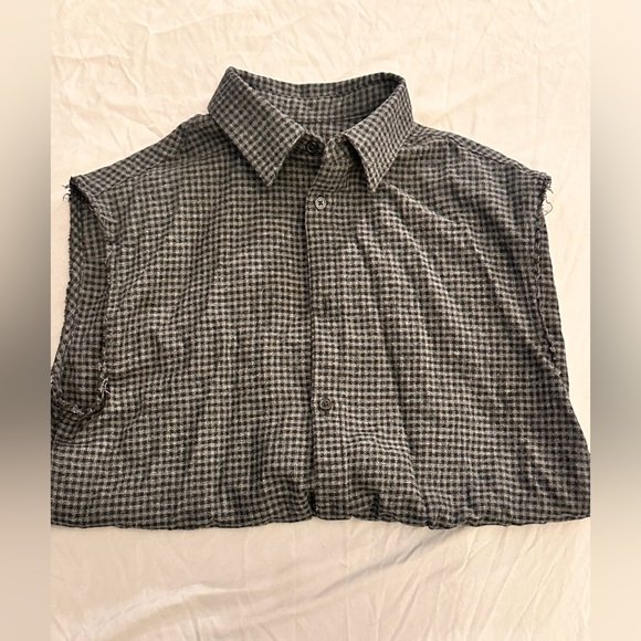 Cutoff button ups - Picture 3 of 5